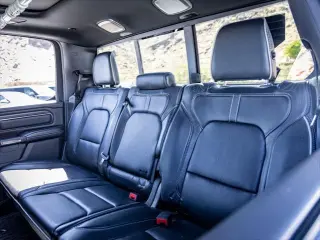 Camioneta Ram 1500 2019 4x4 Limited Cabina Crew de 4 puertas con baulera de 5.6 pies