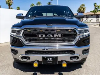 Camioneta Ram 1500 2019 4x4 Limited Cabina Crew de 4 puertas con baulera de 5.6 pies