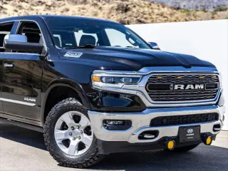 Camioneta Ram 1500 2019 4x4 Limited Cabina Crew de 4 puertas con baulera de 5.6 pies