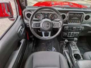 Jeep Gladiator 2022 4x4 Overland 4dr Crew Cab 5.0 ft. SB