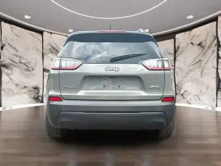 Jeep Cherokee 2020 4x4 Latitude Plus 4dr SUV