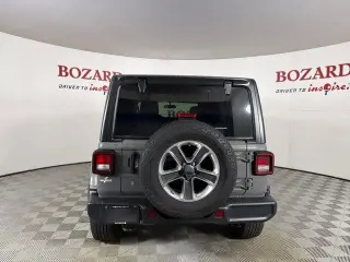 Jeep Wrangler Unlimited 2019 4x4 Sahara 4dr SUV