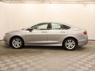 Chrysler 200 2015 Limited 4dr Sedán