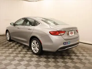 Chrysler 200 2015 Limited 4dr Sedán