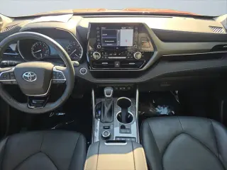 Toyota Highlander 2020 AWD Limited 4dr SUV Toyota