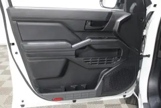 Toyota Tacoma 2024 4x2 SR 2dr XtraCab 6.1 ft LB