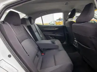 Toyota Camry 2025 LE 4dr Sedan