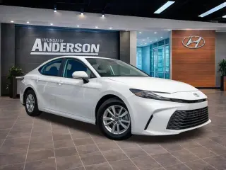 Toyota Camry 2025 LE 4dr Sedan