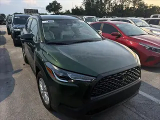 Toyota Corolla Cross 2025 LE Crossover de 4 puertas
