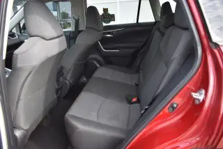 Toyota RAV4 2025 AWD XLE 4dr SUV
