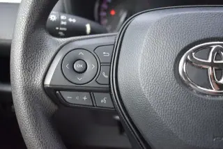 Toyota RAV4 2025 AWD XLE 4dr SUV