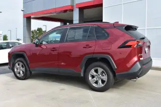 Toyota RAV4 2025 AWD XLE 4dr SUV