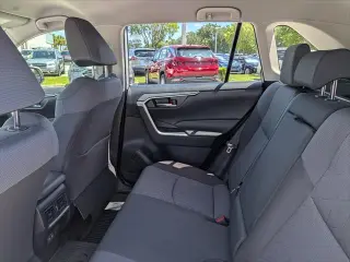 Toyota RAV4 Hybrid 2024 AWD XLE 4dr SUV