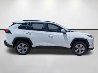 Toyota RAV4 Hybrid 2024 AWD XLE 4dr SUV