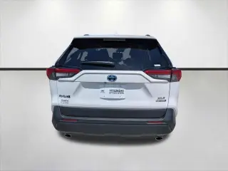 Toyota RAV4 Hybrid 2024 AWD XLE 4dr SUV