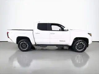 Toyota Tacoma 2025 4x4 TRD Sport 4p Doble Cabina Doble 5.0 ft CB 8A