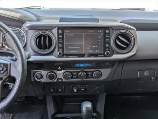 Toyota Tacoma 2023 4x4 SR5 V6 4dr Cab Doble 5.0 ft SB