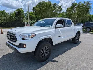 Toyota Tacoma 2023 4x4 SR5 V6 4dr Cab Doble 5.0 ft SB
