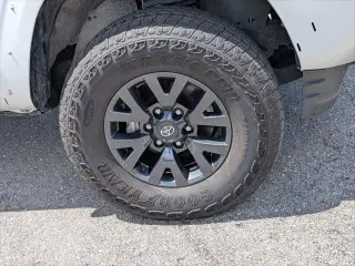 Toyota Tacoma 2023 4x4 SR5 V6 4dr Cab Doble 5.0 ft SB
