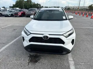 Toyota RAV4 2025 XLE 4p SUV
