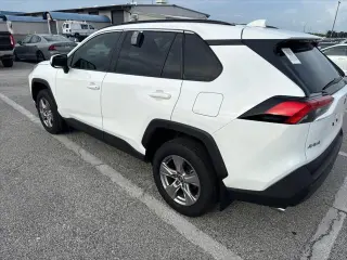 Toyota RAV4 2025 XLE 4p SUV