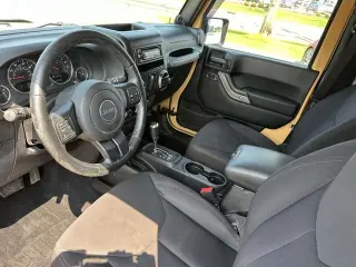 Jeep Wrangler 2013 4x4 Sport 2dr SUV