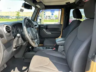 Jeep Wrangler 2013 4x4 Sport 2dr SUV