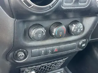 Jeep Wrangler 2013 4x4 Sport 2dr SUV