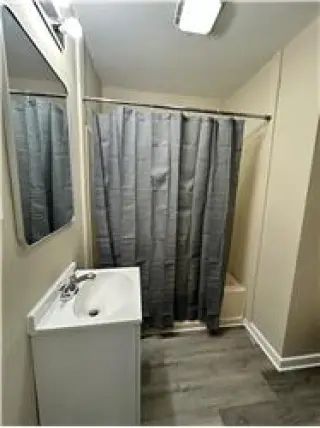 Propiedad de alquiler con 0 dormitorios y 1 baño en Mingo Junction