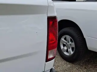 Ram 1500 Classic 2022 4x2 Tradesman 2dr Cabina Regular 8 ft. LB Pickup