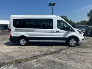 Ford Transit 2024 350 XLT 3dr LWB Techo Medio Passenger Van