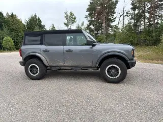 Ford Bronco 2023 4x4 Badlands Advanced SUV de 4 puertas