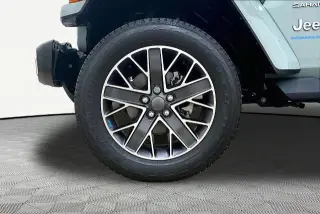Jeep Wrangler 2023 4x4 Sahara 4xe SUV de 4 puertas
