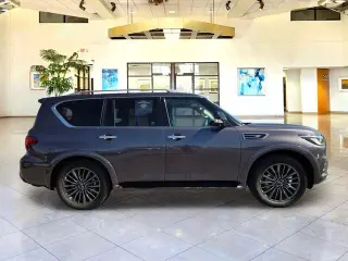 INFINITI QX80 2023 AWD Premium Select 4dr SUV
