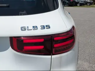 Mercedes-Benz GLB 2025 AWD AMG GLB 35 4MATIC 4p SUV