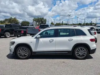 Mercedes-Benz GLB 2025 AWD AMG GLB 35 4MATIC 4p SUV