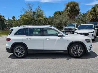 Mercedes-Benz GLB 2025 AWD AMG GLB 35 4MATIC 4p SUV