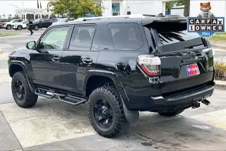 Toyota 4Runner 2018 4x4 SR5 SUV 4p