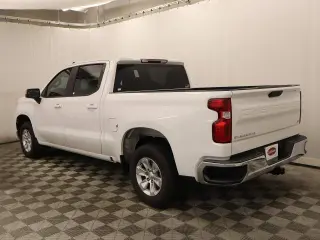 Chevrolet Silverado 1500 2022 4x2 LT 4p Cab Camioneta 5.8 ft. SB