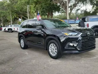 Toyota Grand Highlander 2024 XLE 4dr SUV