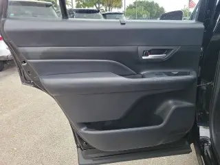 Toyota Grand Highlander 2024 XLE 4dr SUV