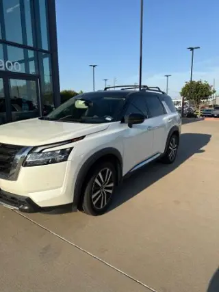 Nissan Pathfinder 2023 Platinum SUV 4 puertas