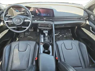 Hyundai ELANTRA 2023 Limited 4p Sedan