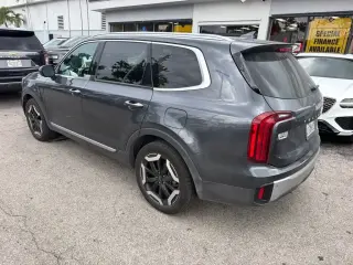 Kia Telluride 2024 S 4dr SUV