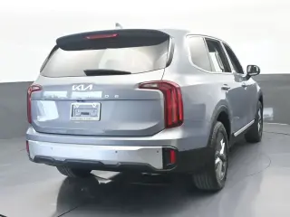 Kia Telluride 2024 LX 4dr SUV