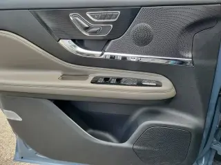 Lincoln Corsair 2024 Premiere 4dr SUV