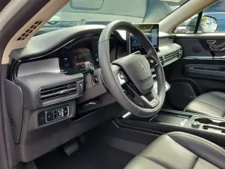 Lincoln Corsair 2024 Premiere 4dr SUV