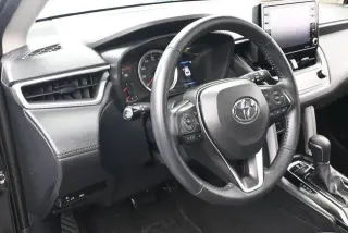 Toyota Corolla Cross 2022 LE Crossover de 4 puertas