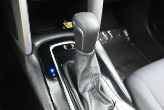 Toyota Corolla Cross 2022 LE Crossover de 4 puertas