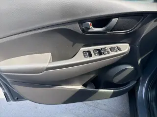 Hyundai KONA 2023 AWD SEL 4 puertas Crossover